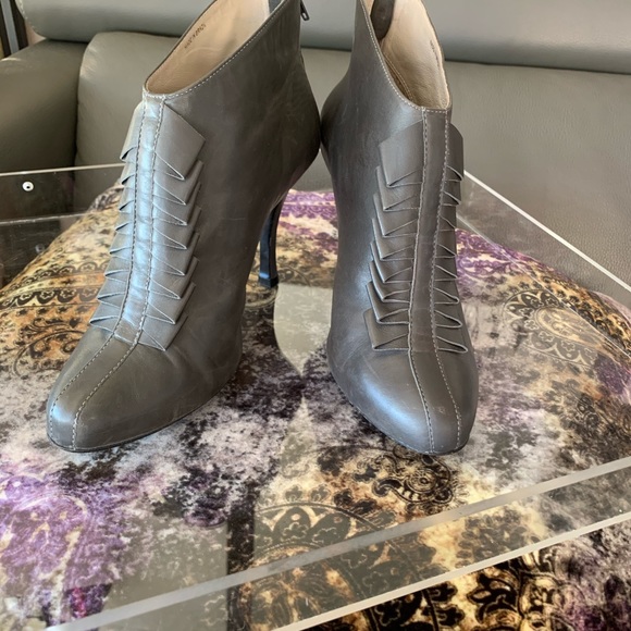 Pour La Victoire Leather Grey Boots - Picture 5 of 5